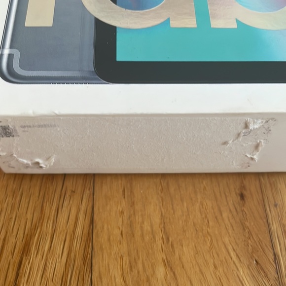 Samsung Galaxy Tab S5e Box - Picture 5 of 5